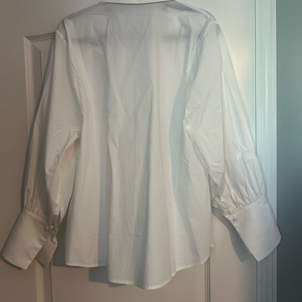 Tuckernuck Crisp White Button Down Shirt - Picture 2 of 4